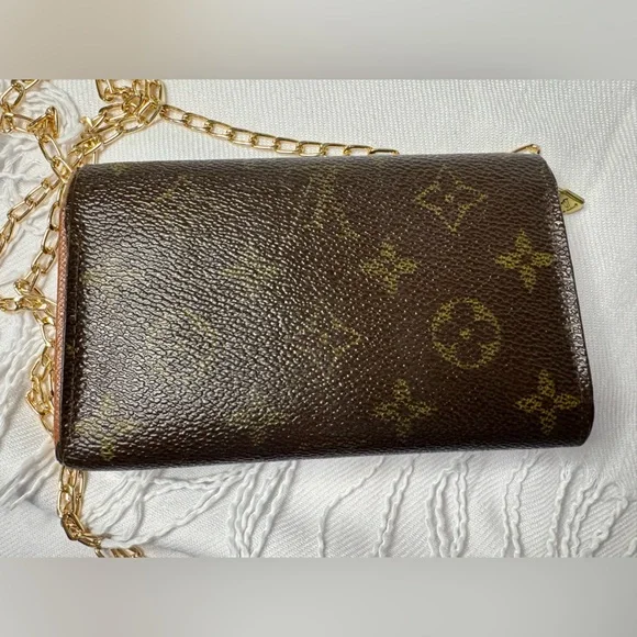 LOUIS VUITTON PORTE TRESOR MONOGRAM WALLET WITH CHAIN - Picture 4 of 17